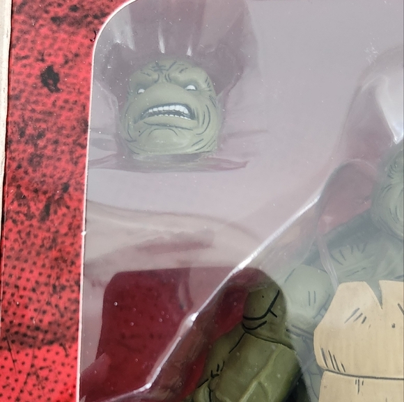 Teenage Mutant Ninja Turtles: The Last Ronin โ Battle Damaged Figure by NECA NIB - Picture 10 of 16